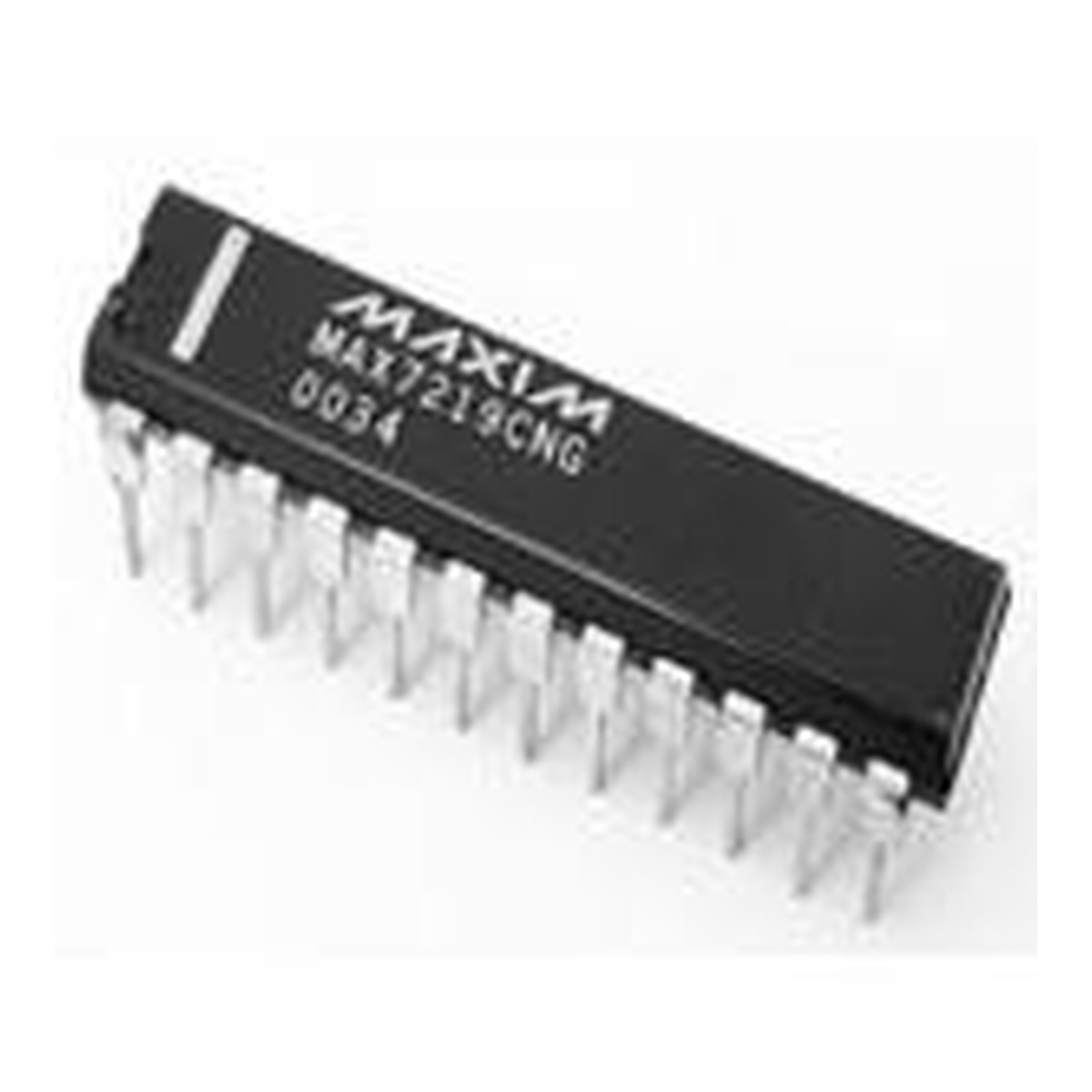 MAX7219CNG, Driver de LED 8-Digits 64-Segments, 5 V, 24 broches
